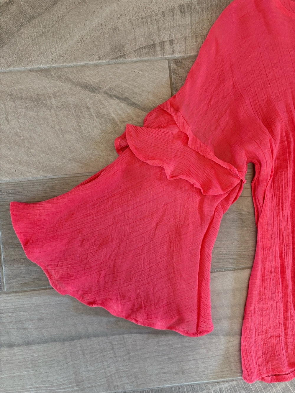 Pink Bell Sleeve Blouse - Size Medium - Boho Flowy Top Keyhole Back EUC - Picture 2 of 8
